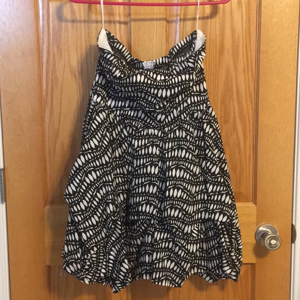 Black/White Strapless Dress